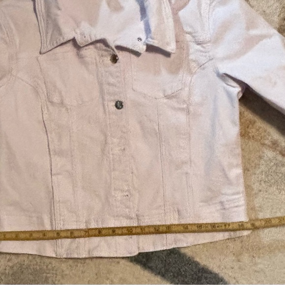 Jean Jacket - Picture 6 of 7